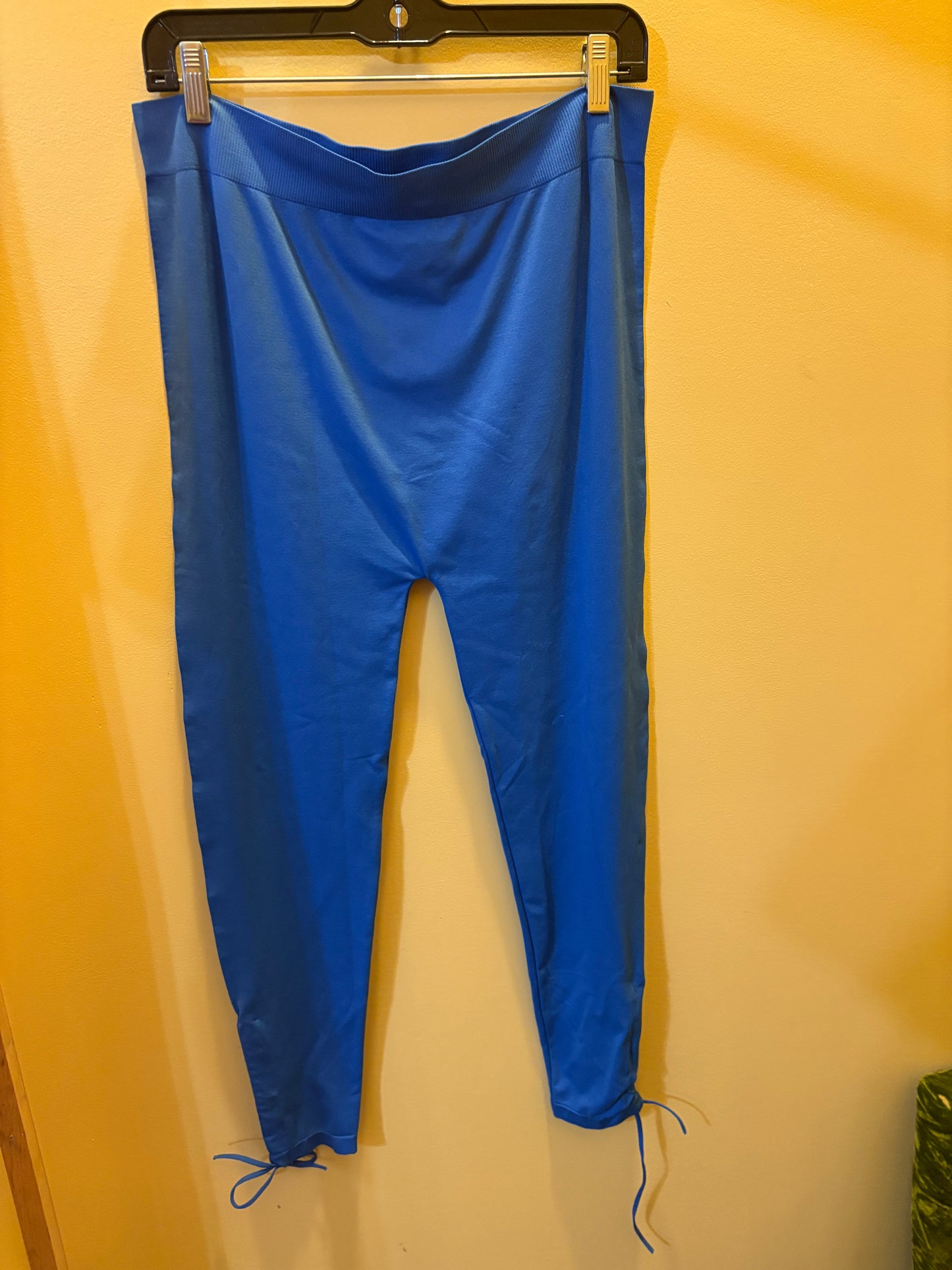 Stylish Blue Athletic Leggings with Ankle Ties