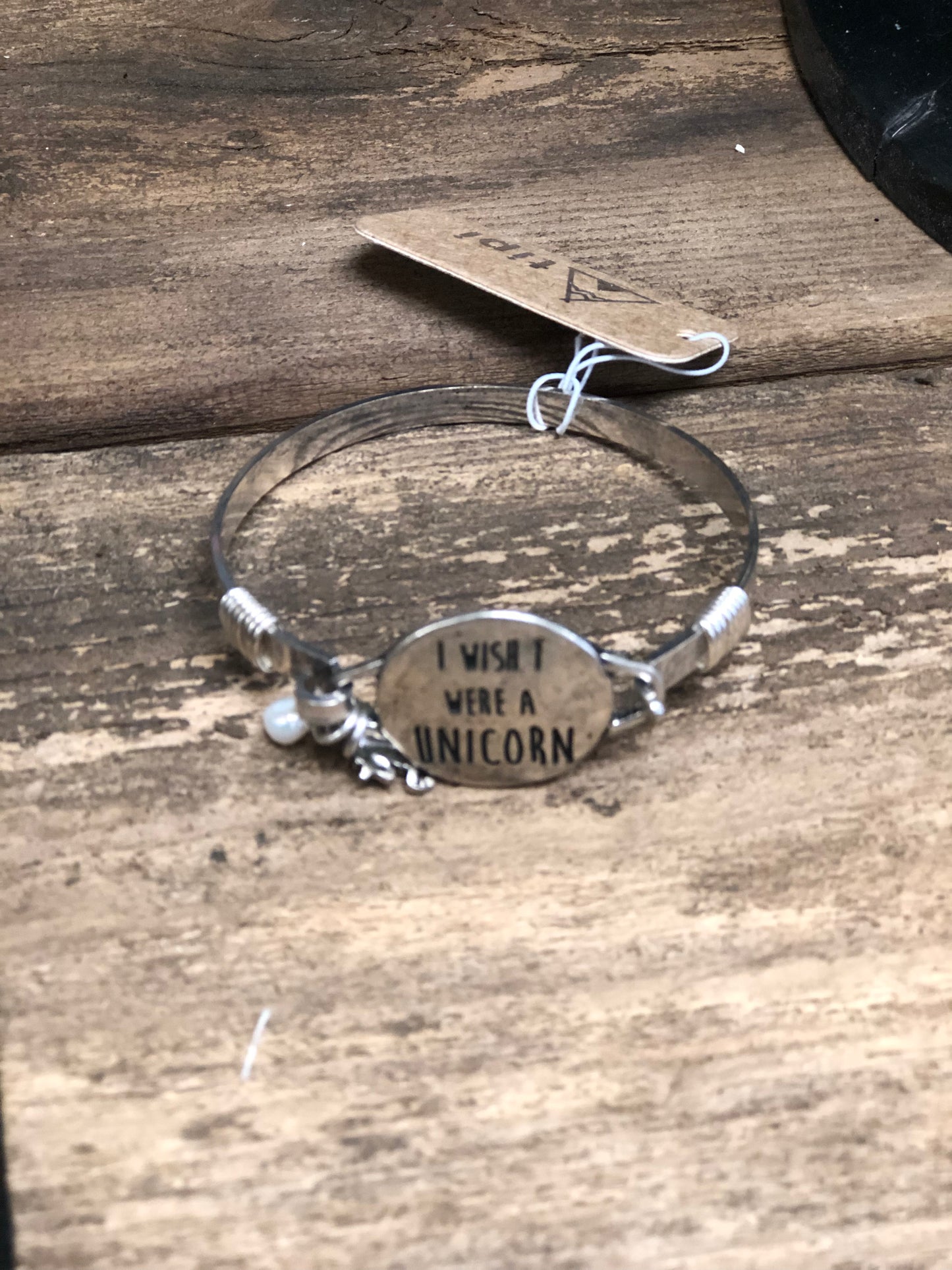 Vintage-Style Wire Bangle Bracelet