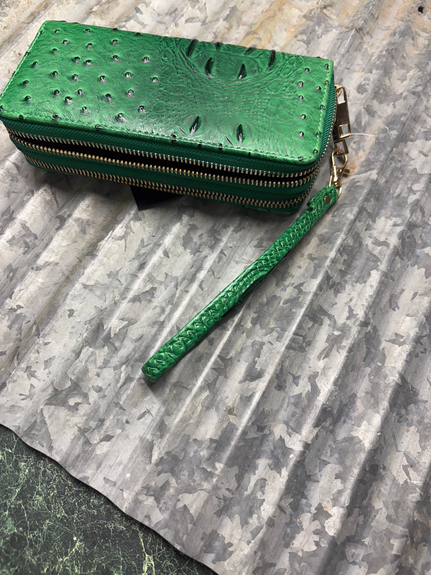 Elegant Green Genuine Leather Wallet with Dual Zippers