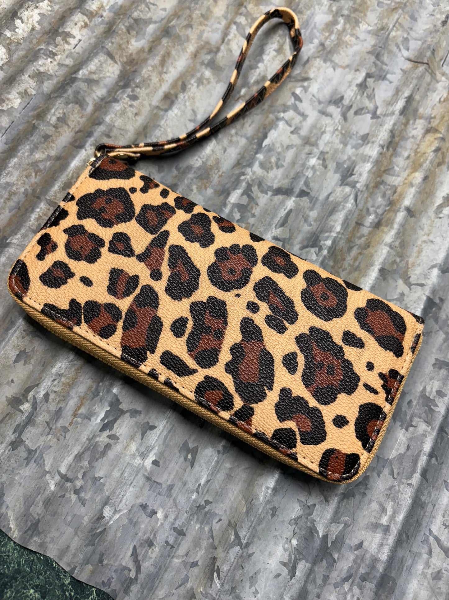 Stylish Leopard Print Zip-Around Wallet with Wrist Strap