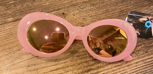 Retro Pink Cat-Eye Sunglasses